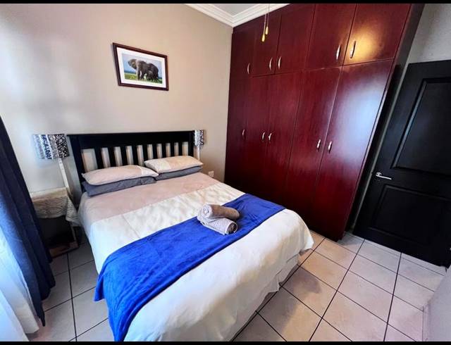 3 BEDROOM APARTMENT FOR SALE IN UVONGO BEACH